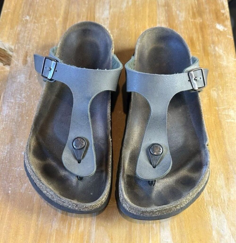 Birkenstock Gizeh Thong Brown Normcore Casual 7 - 7.5 Women's EU Size 38